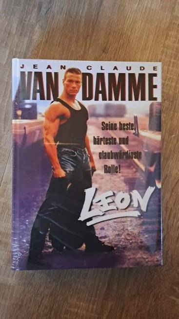 LEON MEGABOOK YEAR OF THE DRAGON RETRO GOLD COVER D LIMITED EDITION OOP RAR SELTEN NEU OVP! JEAN CLAUDE VAN DAMME