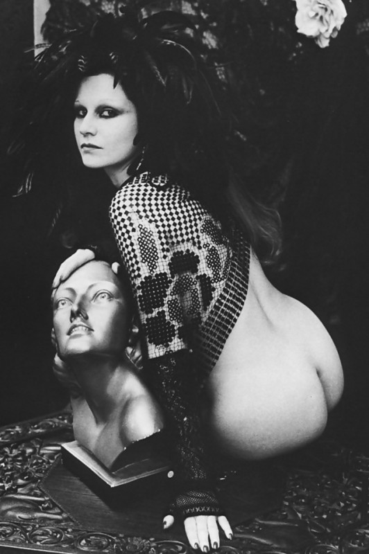 Eva ionesco nude foto 