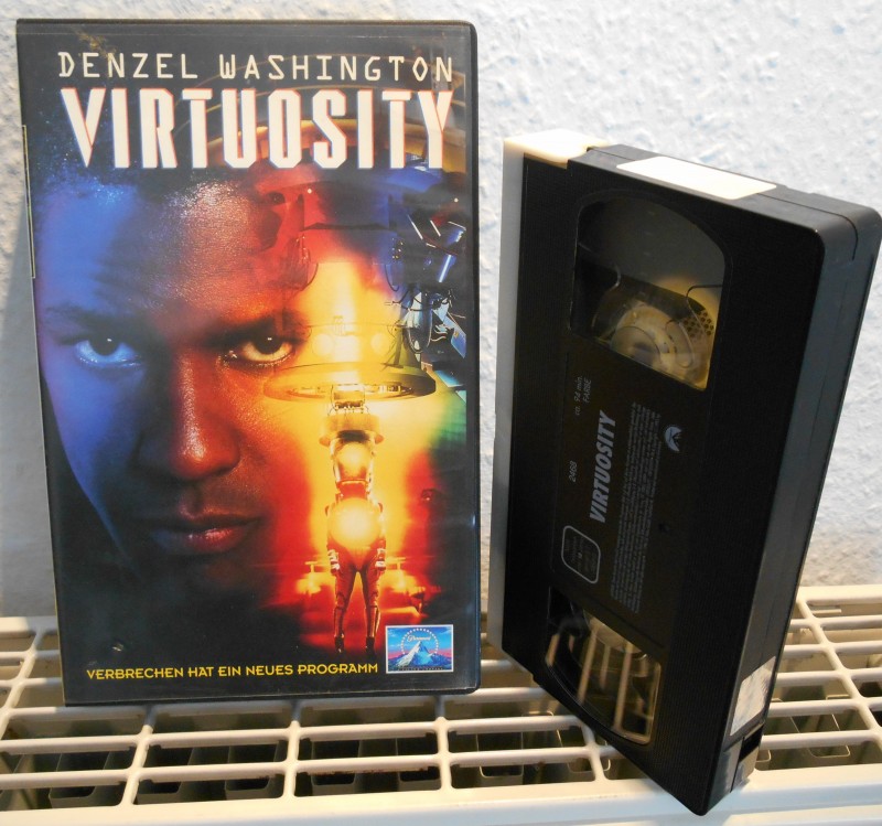 Virtuosity VHS CIC Denzel Washington 
