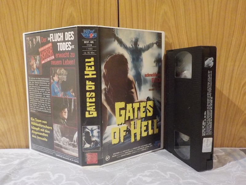 Gates Of Hell New Vision VHS kaufen Filmundo.de