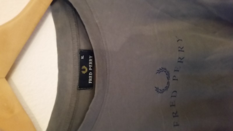 Fred Perry T-Shirt - Größe XL 
