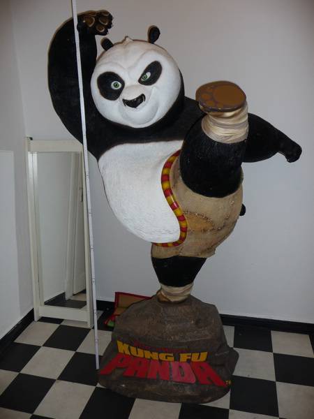 Lebensgrosse Kung Fu Panda Kunstharzfigur Kaufen Filmundo