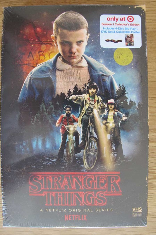 Stranger Things Staffel 1 Bluray Target Vhs Edition Neu Kaufen