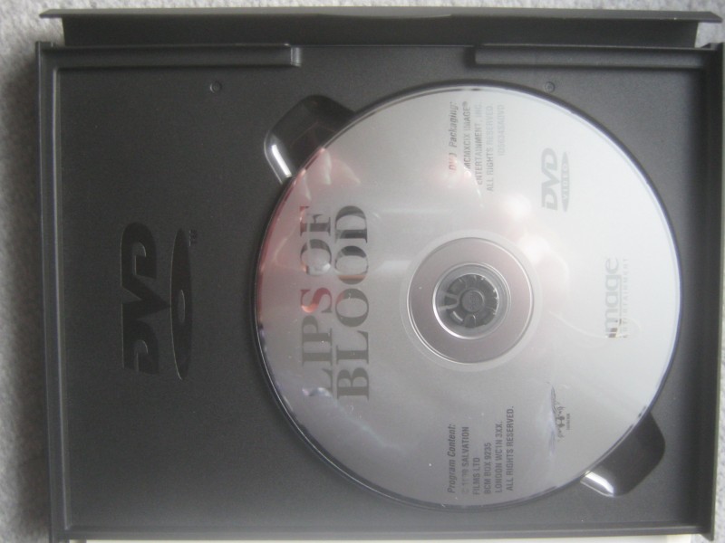 Lips of blood DVD kaufen Filmundo.de